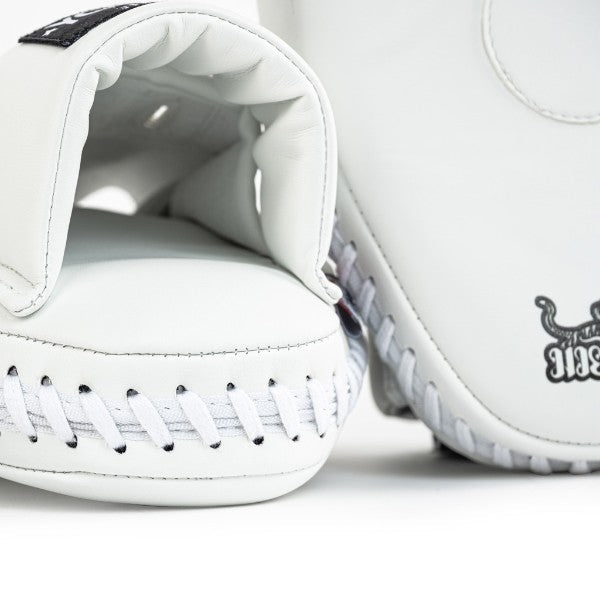 YOKKAO Focus Mitts - MMA Warehouse