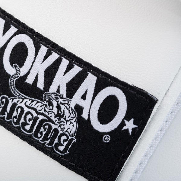 YOKKAO 'Freestyle' Kick Pads - MMA Warehouse