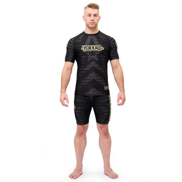 YOKKAO 'Stargame' Short Sleeve Rashguard - MMA Warehouse